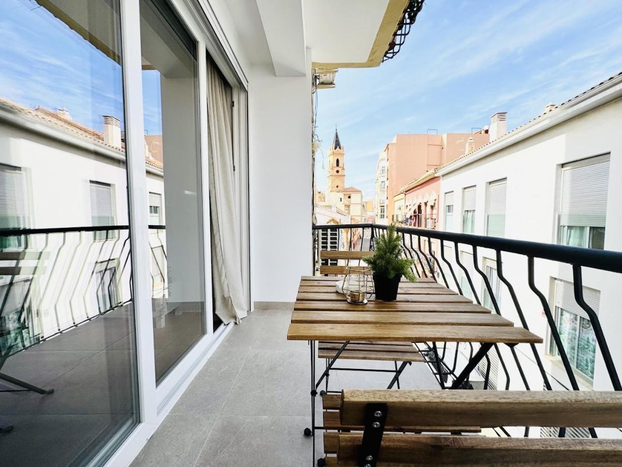 Family Apartment In The Malaga City Center Zewnętrze zdjęcie