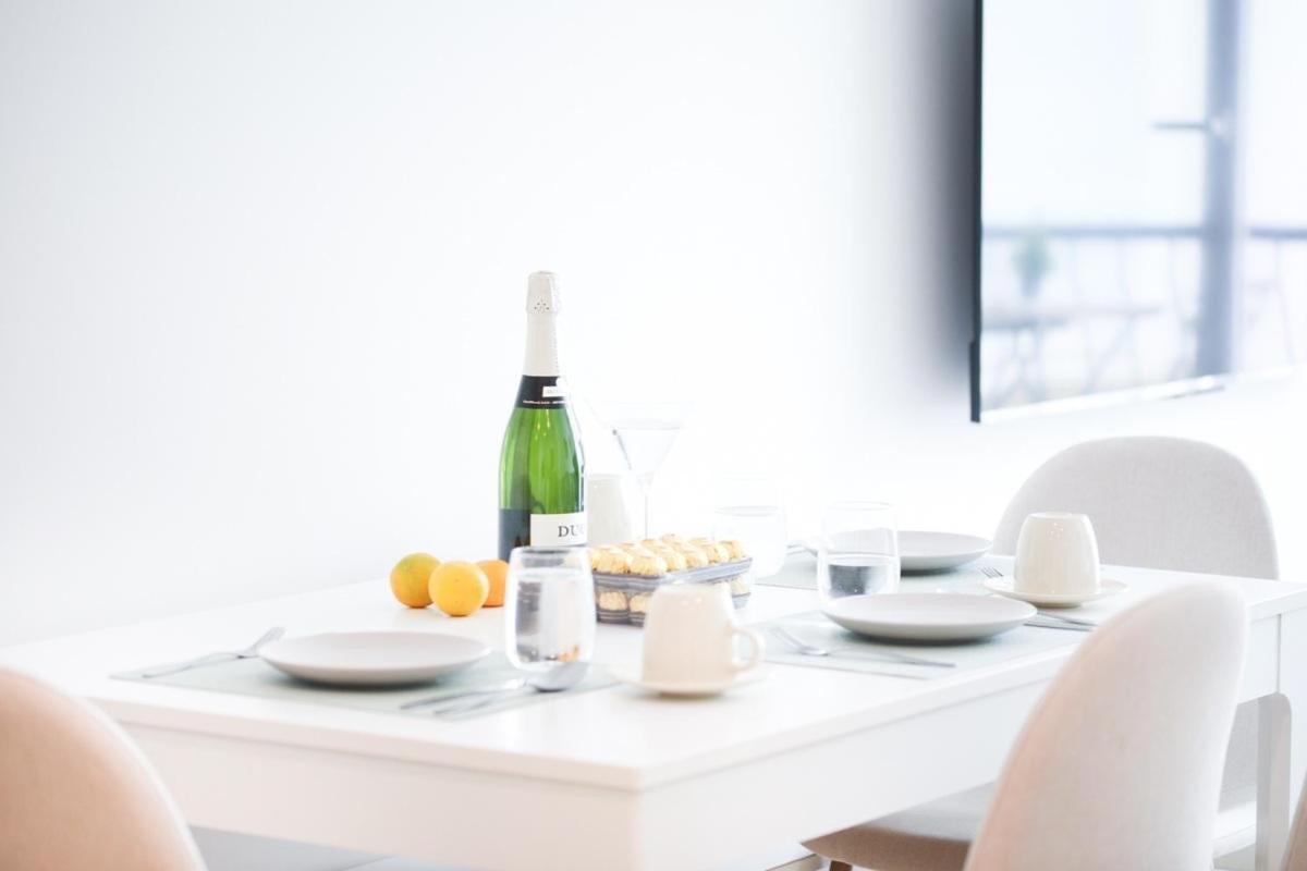 Family Apartment In The Malaga City Center Zewnętrze zdjęcie