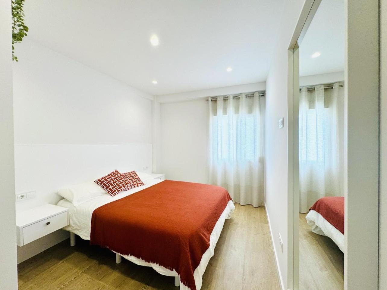 Family Apartment In The Malaga City Center Zewnętrze zdjęcie